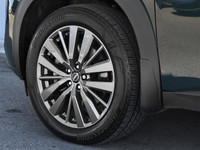 The 2023 Nissan Pathfinder SL 4WD in a stunning green finish perfectly combines rugged 4x4 capabilit... (image 8)