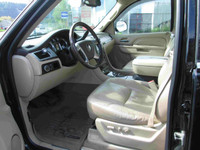 2011 Cadillac Escalade AWD with 234,285km! Equipped with remote keyless entry, power windows, power... (image 9)