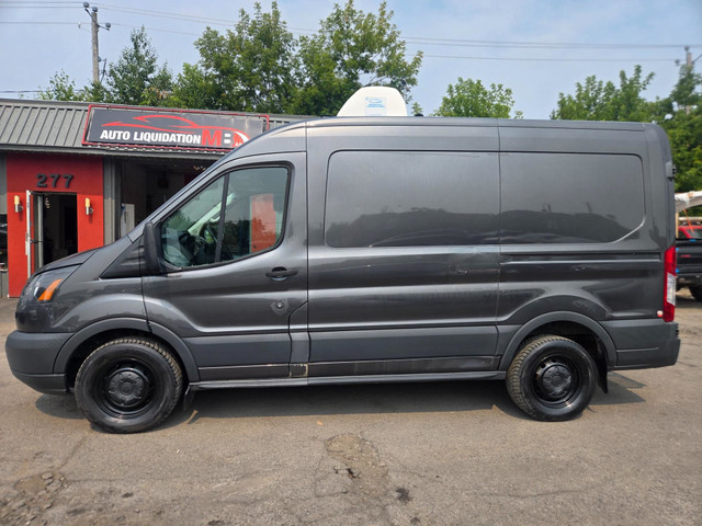 2017 FORD TRANSIT 250 MEDIUM ROOF 9000 DIESEL*FINANCEMENT FACILE in Cars & Trucks in Longueuil / South Shore - Image 2