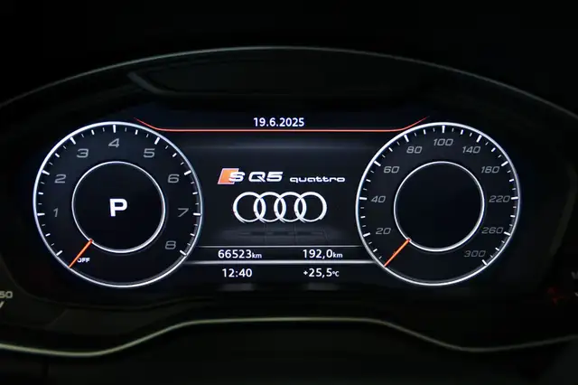 2020 Audi SQ5 Progressiv / Black optics / Carbon / Int. Rouge/ C in Cars & Trucks in Longueuil / South Shore - Image 19