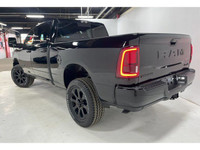 ENGINE: 6.4L V8 HEMI HD (STD),Four Wheel Drive,Tow Hitch,Power Steering,ABS,4-Wheel Disc Brakes,Brak... (image 7)