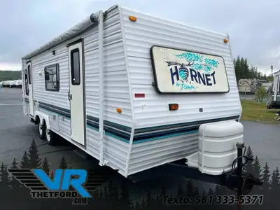 VR Thetford Paiement à partir de 0$/sem. + TX. 1996 Keystone Hornet 27RL Aubaine ! 27 pieds et 5737L...