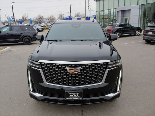  2022 Cadillac Escalade Premium Luxury 6.2L 4WD | 7 SEAT | 39K K in Cars & Trucks in Oakville / Halton Region - Image 3