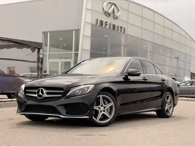 2016 Mercedes-Benz C300 4MATIC (Leather|Nav|Pano Roof) Carfax Ve