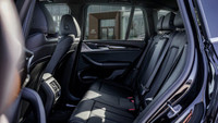 *Heated Seats, Synthetic Leather Seats, Apple CarPlay, Navigation, Heated Steering Wheel! * Big on c... (image 9)