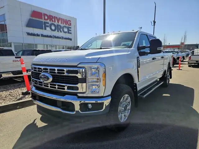 2023 Ford Super Duty F-250 SRW XLT in Cars & Trucks in St. Albert - Image 2
