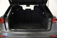 Traction intégrale Audi quattro / Daytona grey /S-Line / Black Optics / Jantes de 22 pouces / Toit o... (image 9)