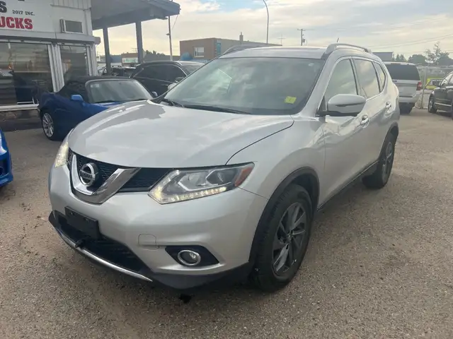 2016 Nissan Rogue SL in Cars & Trucks in Regina - Image 3