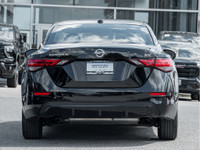Remote Start | Reverse Camera | Dual Zone Climate | Heated Seating | Leather Wrapped Steering Wheel... (image 5)