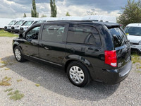 CAN FINANCE or LEASE, 2017 DODGE GRAND CARAVAN 7 PASSENGER, QUAD SEATS, STO'n'GO Clean Graphite meta... (image 5)