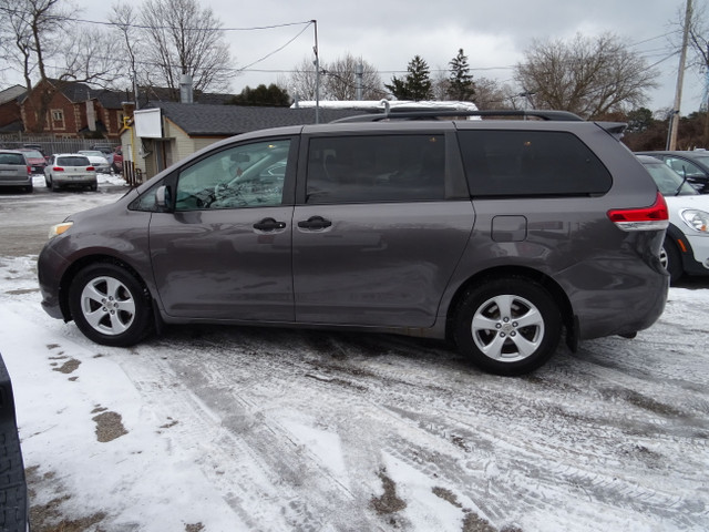 2012 Toyota Sienna CE in Cars & Trucks in City of Toronto