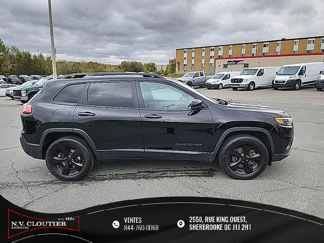 2020 Jeep Cherokee North in Cars & Trucks in Sherbrooke - Image 4