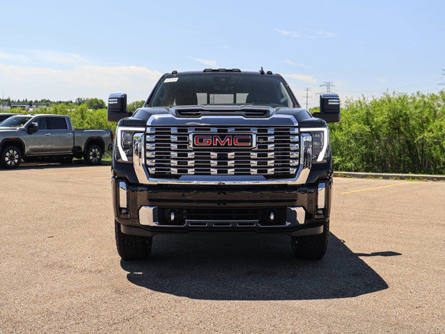 2025 GMC Sierra 3500HD Denali in Cars & Trucks in Strathcona County - Image 3