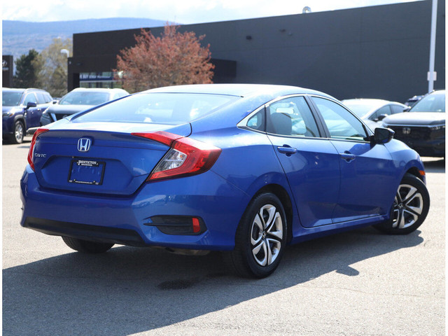 2017 Honda Civic Sedan LX CVT Sedan - No Accidents / BC Vehicle  in Cars & Trucks in Penticton - Image 3