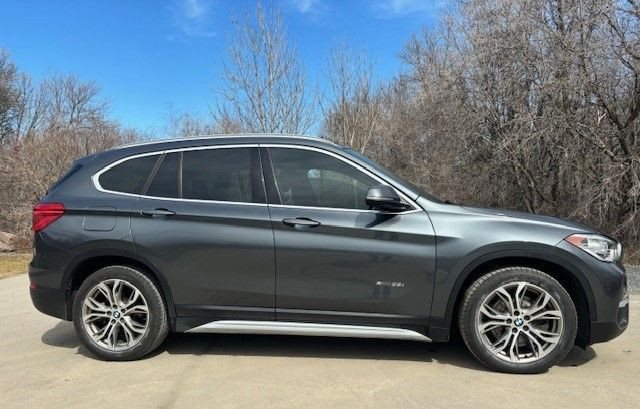 2016 BMW X1 XDrive28i *PREMIUM PACKAGE - PANORAMIC ROOF* in Cars & Trucks in Winnipeg - Image 3