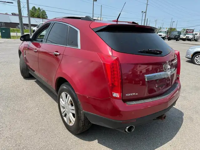 2012 Cadillac SRX Luxury / BRAND NEW HEADLIGHTS / BRAND NEW TIR in Cars & Trucks in Ottawa - Image 7