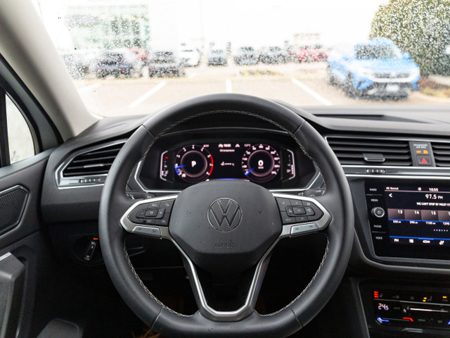 2023 Volkswagen Tiguan Comfortline 4MOTION in Cars & Trucks in London - Image 4