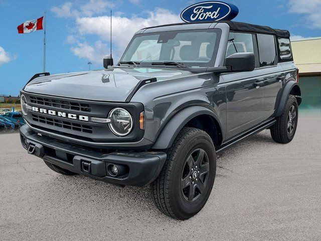 2022 Ford Bronco Black Diamond in Cars & Trucks in Kitchener / Waterloo - Image 2
