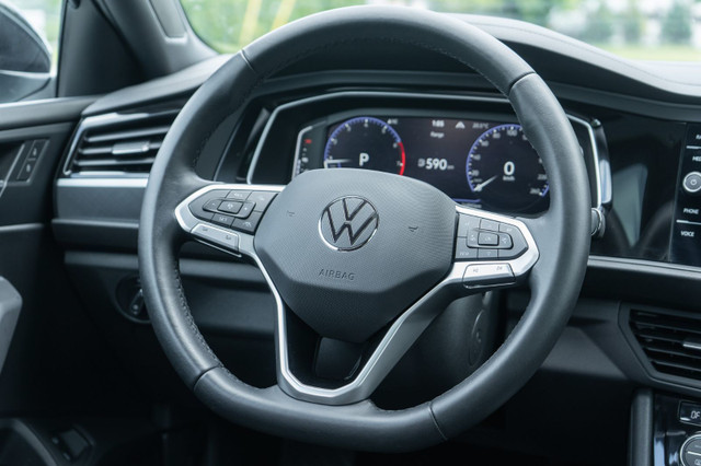 2022 Volkswagen Jetta Comfortline w sport in Cars & Trucks in Mississauga / Peel Region - Image 3