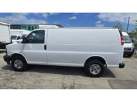 LIKE NEW INSIDE & OUT - ALMOST NEW MICHELIN CROSS CLIMATE TIRES ALL AROUND - Off Lease - 1 Owner - C... (image 2)
