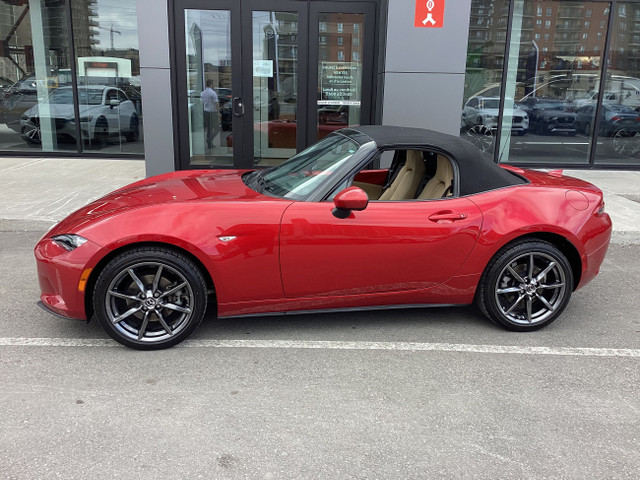 2016 Mazda MX-5 GT GT / 17453 KM / AUTOMATIQUE in Cars & Trucks in Laval / North Shore - Image 2