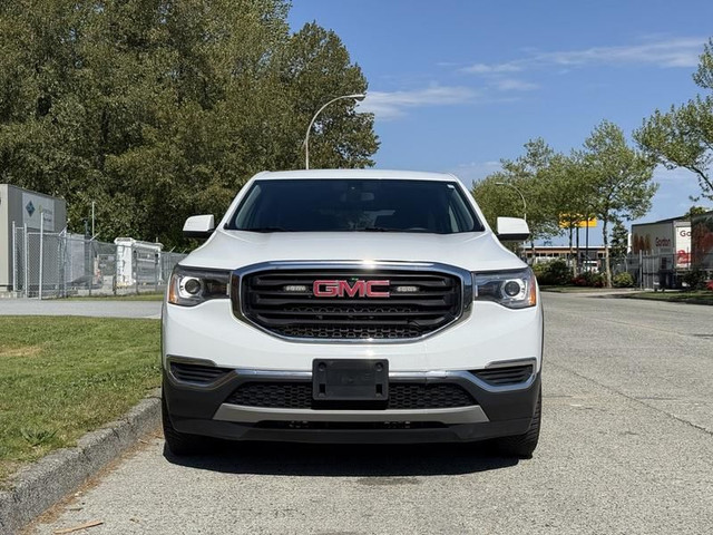 2018 GMC Acadia SLE AWD 7-Passenger in Cars & Trucks in Richmond - Image 2
