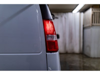 **ONE OWNER - ACCIDENT FREE** 138,224 KM This 2019 Chevrolet Express 2500 Cargo Van is powered by a... (image 8)