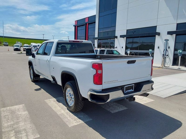 2024 Chevrolet Silverado 3500HD LT in Cars & Trucks in Calgary - Image 4