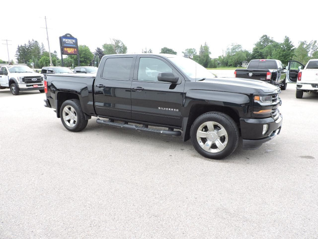 2017 Chevrolet Silverado 1500 LT 5.3L V8 4X4 Heated Seats Z71 13 in Cars & Trucks in Stratford - Image 3