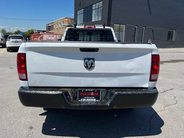 2014 Ram 1500 ST V8 5.7L REGULAR CAB-8' LONG BOX-1 OWNER-CERTIFI in Cars & Trucks in City of Toronto - Image 4
