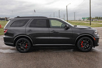 This Dodge Durango has a strong Regular Unleaded V-8 5.7 L/345 engine powering this Automatic transm... (image 3)