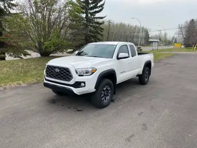 2021 Toyota Tacoma TRD Offroad **6 Speed Manual**