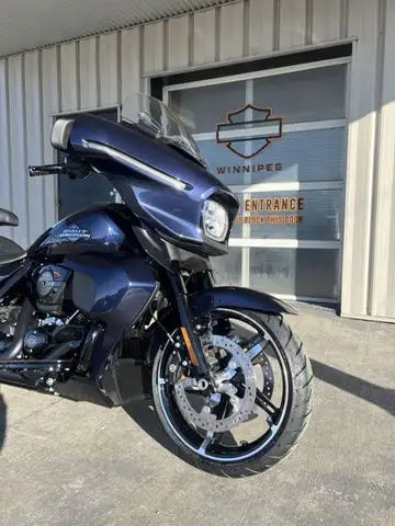 2025 Harley-Davidson FLHXU - Street Glide Ultra in Sport Touring in Winnipeg - Image 10