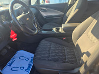2015 CHEVROLET VOLT 166 000KM(CERTIFIÉ)****VOITURE IMPECCABLE AU NIVEAU MÉCANIQUE ET ESTHÉTIQUE. TOU... (image 9)