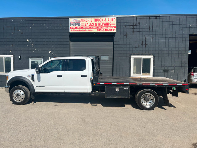 2019 Ford Super duty F-550 DRW XLT FLAT BED in Cars & Trucks in Calgary