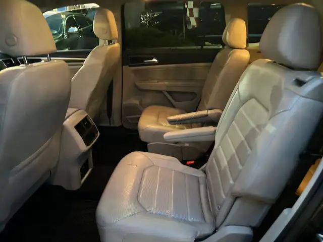 2019 Volkswagen Atlas 3.6 FSI Highline Highline in Cars & Trucks in City of Toronto - Image 13