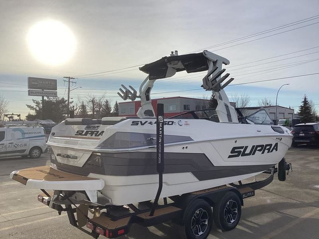 2024 Supra SV 450 in Powerboats & Motorboats in Saskatoon - Image 4