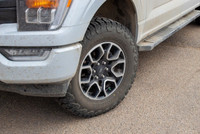 // ACCIDENT FREE!! // // SINGLE OWNER! // - XLT Sport - Remote start - B & O Sound system Discover t... (image 5)