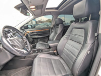 LOW KMS! CR-V EX-L AWD! FULL OPTION! APPLE CARPLAY/ANDROID AUTO, LEATHER INTERIOR, POWER SUNROOF/MOO... (image 2)