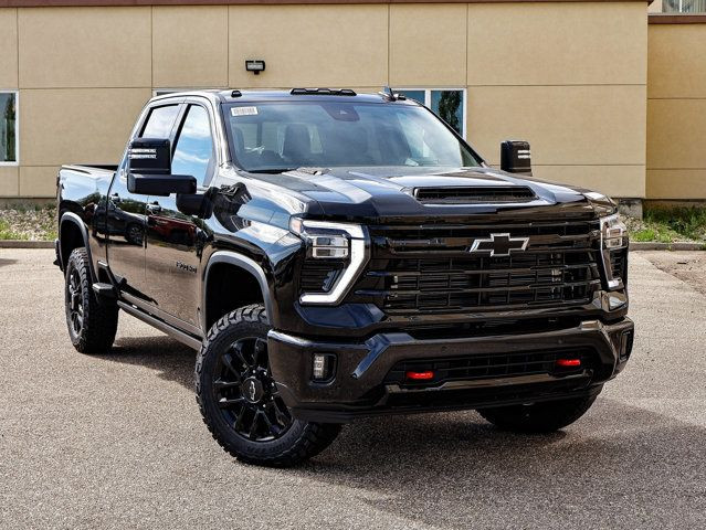 2025 Chevrolet Silverado 3500HD LTZ in Cars & Trucks in Strathcona County - Image 2