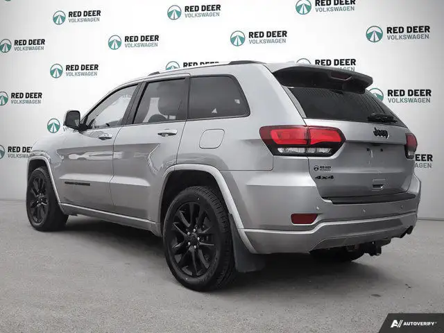 2020 Jeep Grand Cherokee Altitude in Cars & Trucks in Red Deer - Image 6