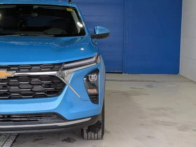 2025 Chevrolet Trax LT- Driver Confidence Pkg in Cars & Trucks in Barrie - Image 8