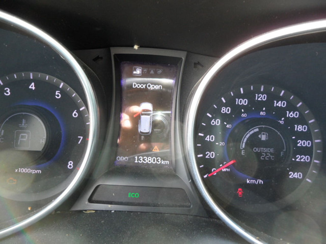 2015 Hyundai Santa Fe Sport 2.0L TURBO AUTOMATIC AWD in Cars & Trucks in Laval / North Shore