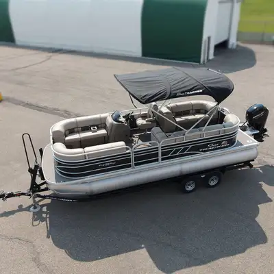 $58,995 -$6,000 [ SUPER SUMMER BLOWOUT] $52,995 w/ 90 ELPT FourStroke Command Thrust Boat, Motor, Ta...
