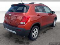 Get ready for effortless city driving and weekend adventures with this 2014 Chevrolet Trax LT. This... (image 4)