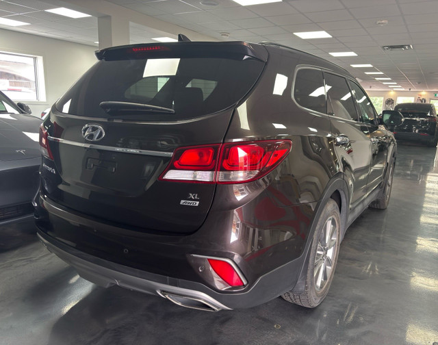 2017 Hyundai Santa Fe XL AWD Luxury w/6-Passenger in Cars & Trucks in Calgary - Image 3
