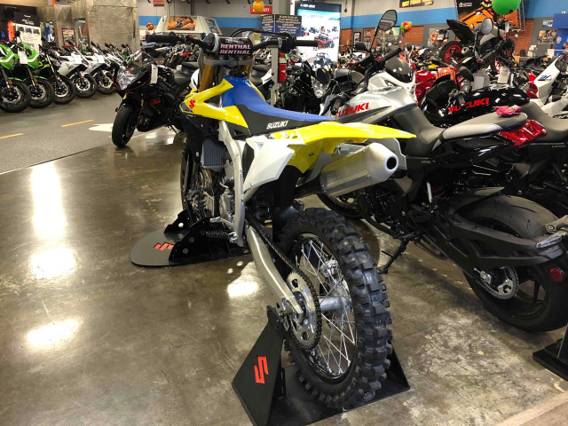 2023 SUZUKI RM-Z 250: $72 BW! in Dirt Bikes & Motocross in Winnipeg - Image 4