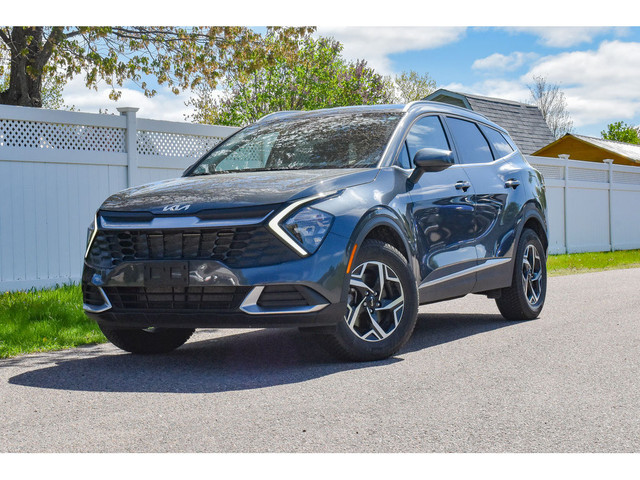 2023 Kia Sportage LX in Cars & Trucks in Pembroke
