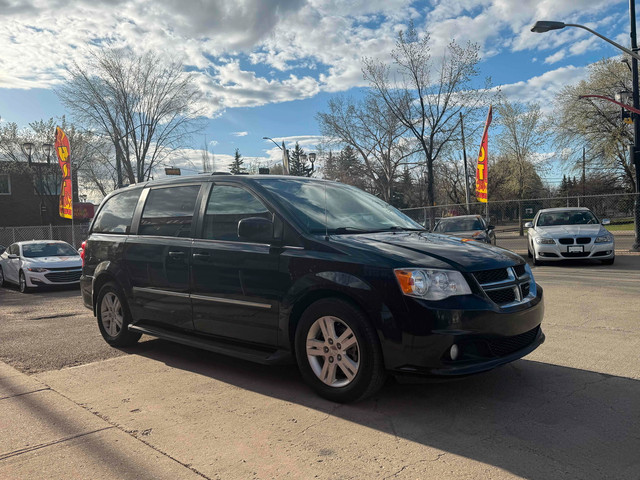 2016 Dodge Grand Caravan Crew in Cars & Trucks in Edmonton - Image 4
