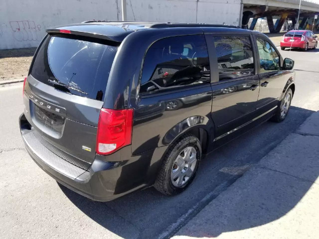 2012 DODGE Grand Caravan Special Edition in Cars & Trucks in Longueuil / South Shore - Image 3